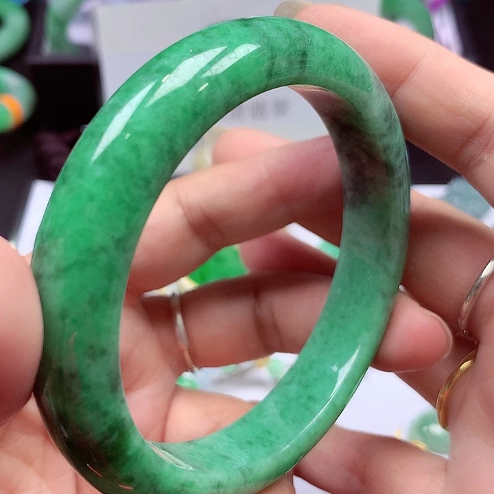 未镶嵌手镯翡翠翡翠
