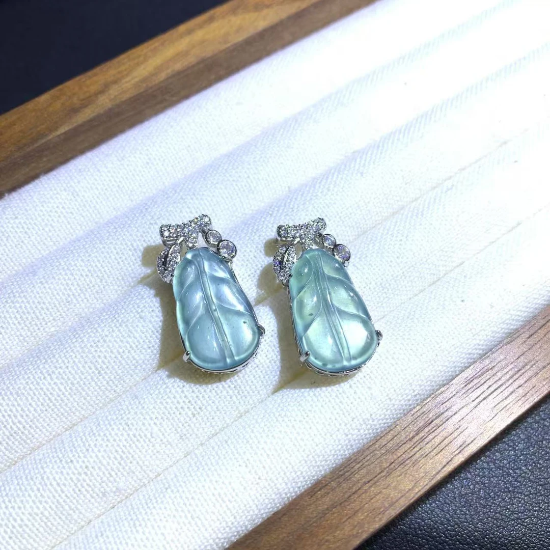 妞妞珠宝-翡翠叶子吊坠百搭高端精致轻奢时尚气质多样性发货一件