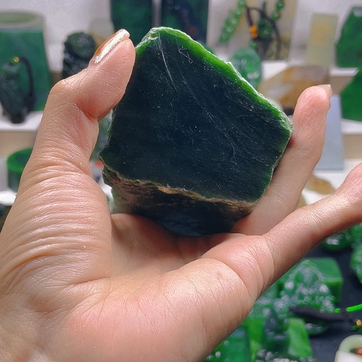 和田玉未镶嵌珠宝半成品