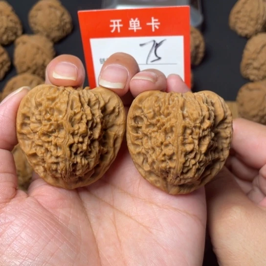 吊坠文玩核桃全品43尺75号