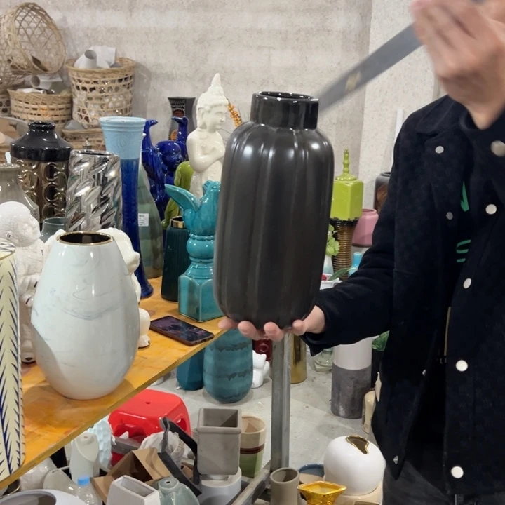 瓶高度30厘米口径7厘米微瑕捡漏