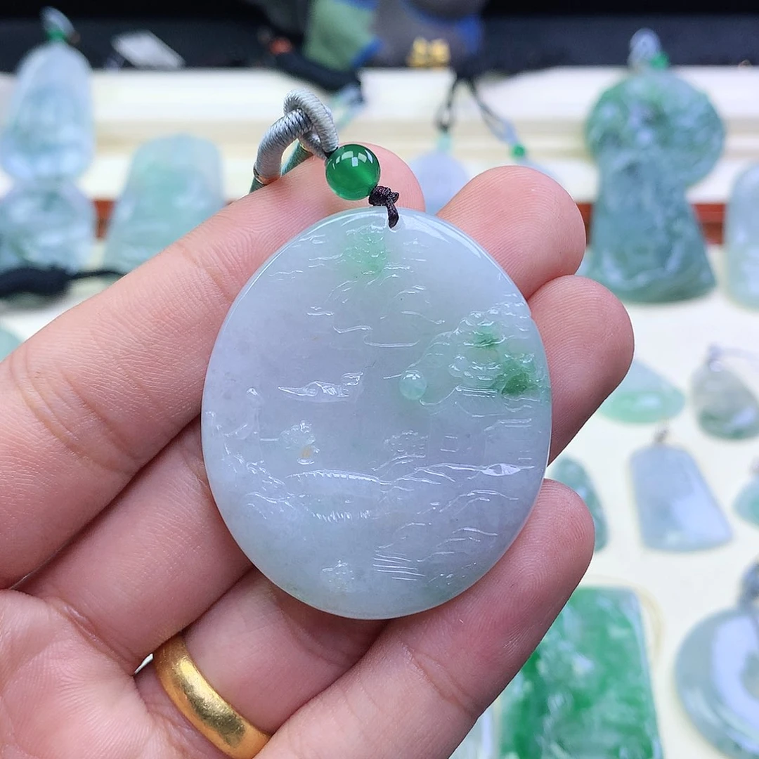 翡翠颈饰未镶嵌吊坠