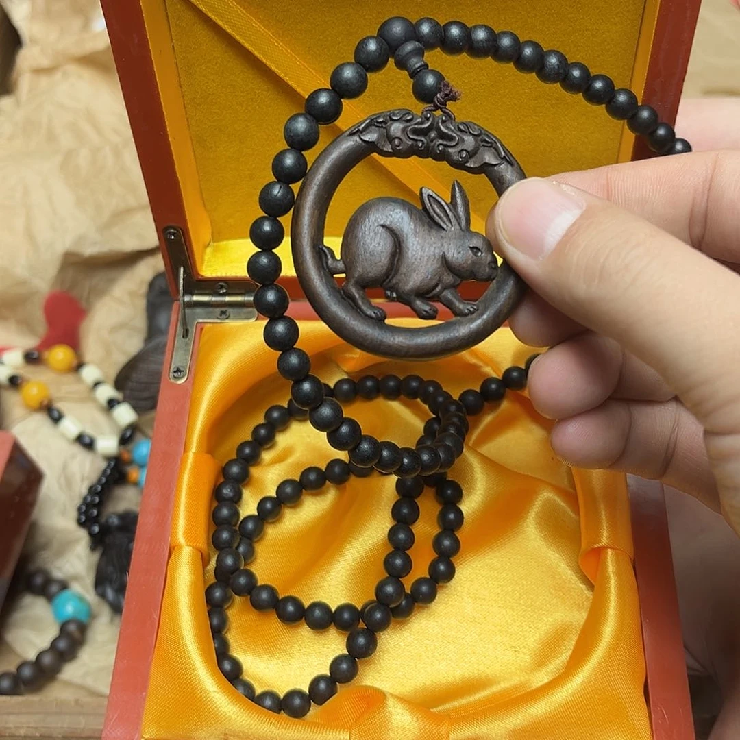 大叶紫檀（黑酸枝木类）