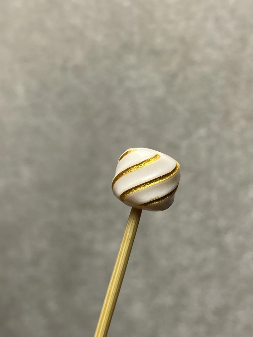 ps0050驼骨雕刻描金扭扭珠9*10