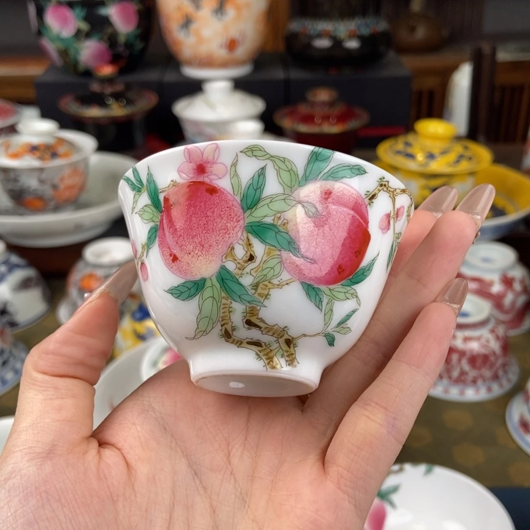 陶瓷艺术家的作品是一种非常