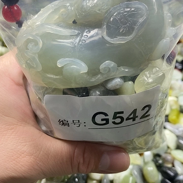 岫玉鱼缸石未镶嵌