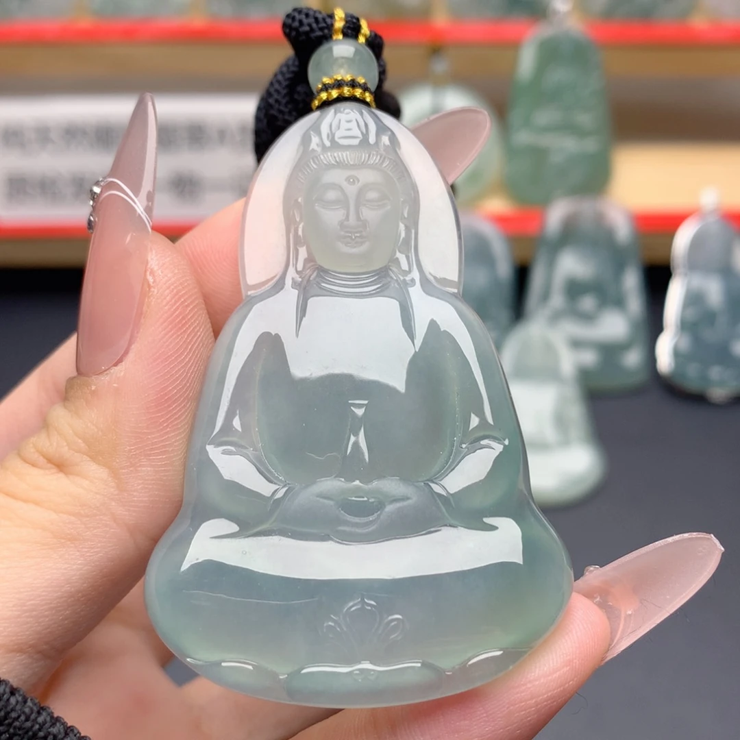 K***K翡翠未镶嵌颈饰素衣观音