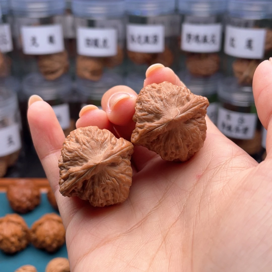 文玩核桃吊坠32尺全品野生风铃