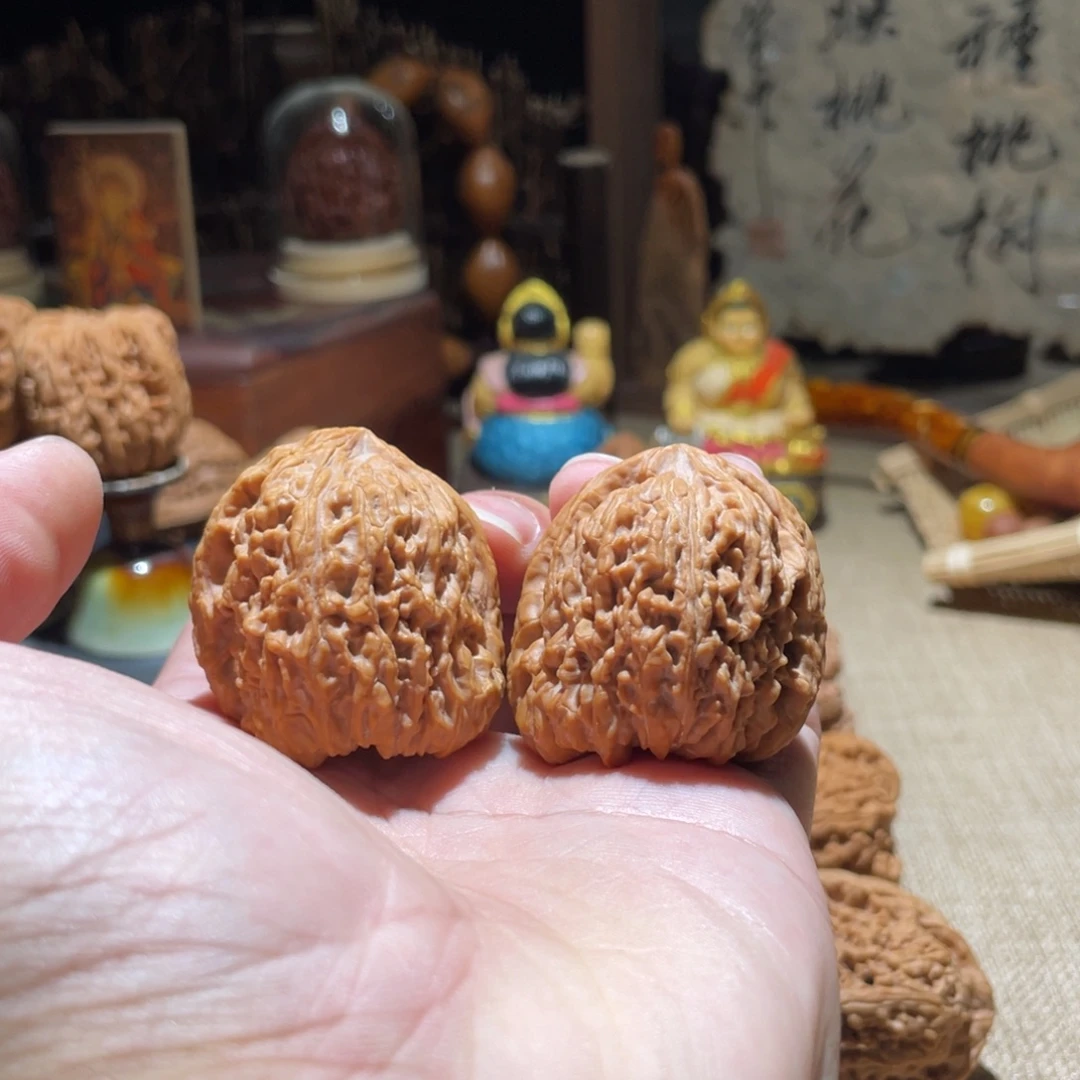 喜****文玩核桃把件涿鹿一代魔眼深凹留疤对丑将