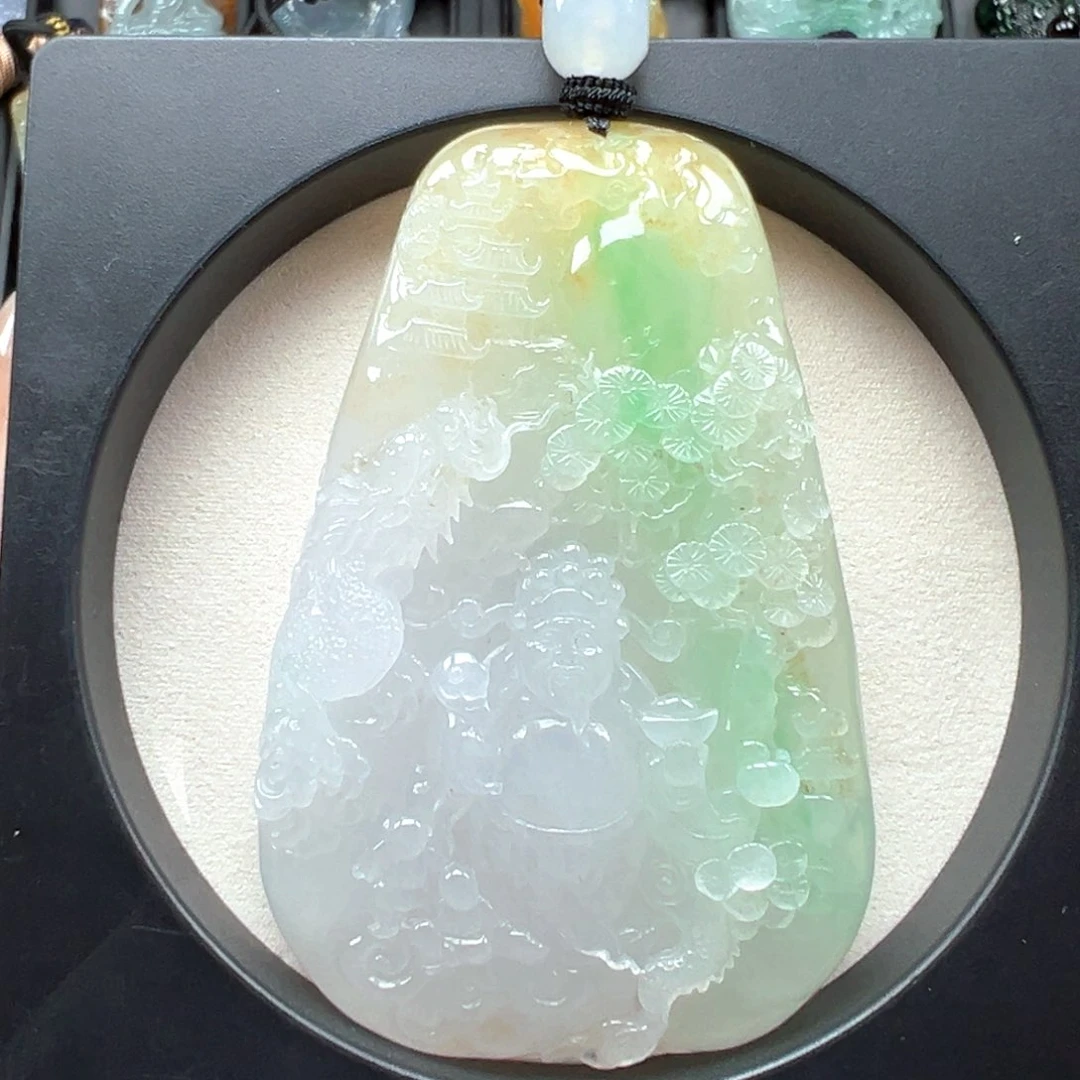 翡翠未镶嵌颈饰财爷