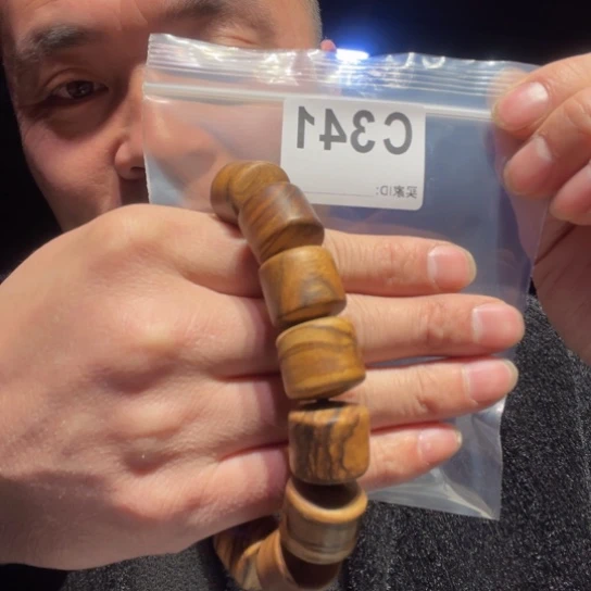 大叶紫檀（黑酸枝木类）341