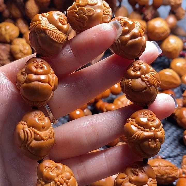 吊坠橄榄核八宝弥勒