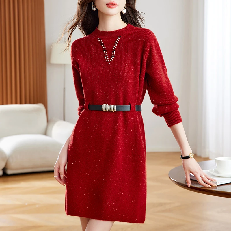 妈妈红色毛衣裙女秋冬2026新款配大衣内搭连衣裙冬季收腰显瘦打底