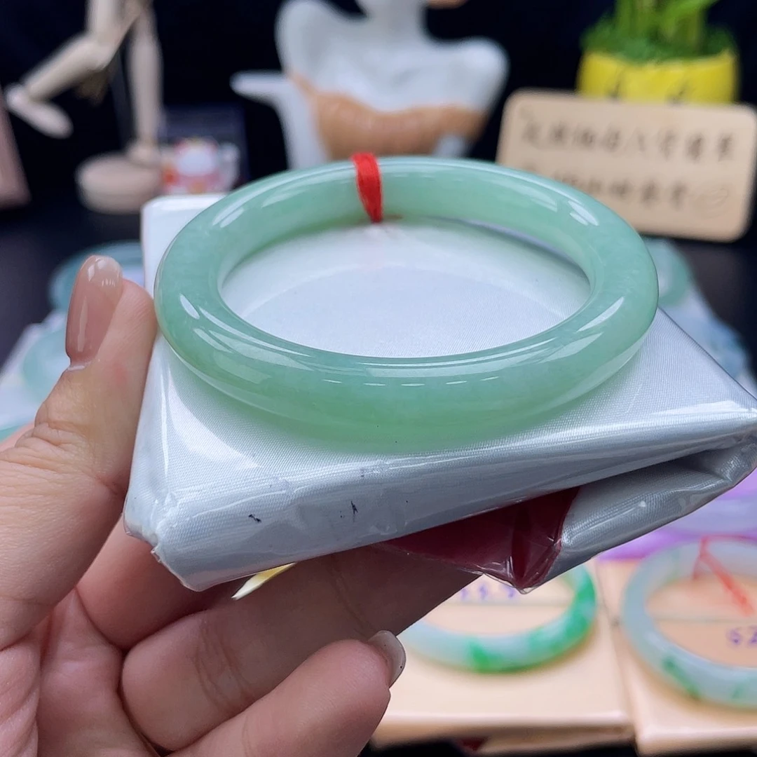 未镶嵌手镯翡翠4号