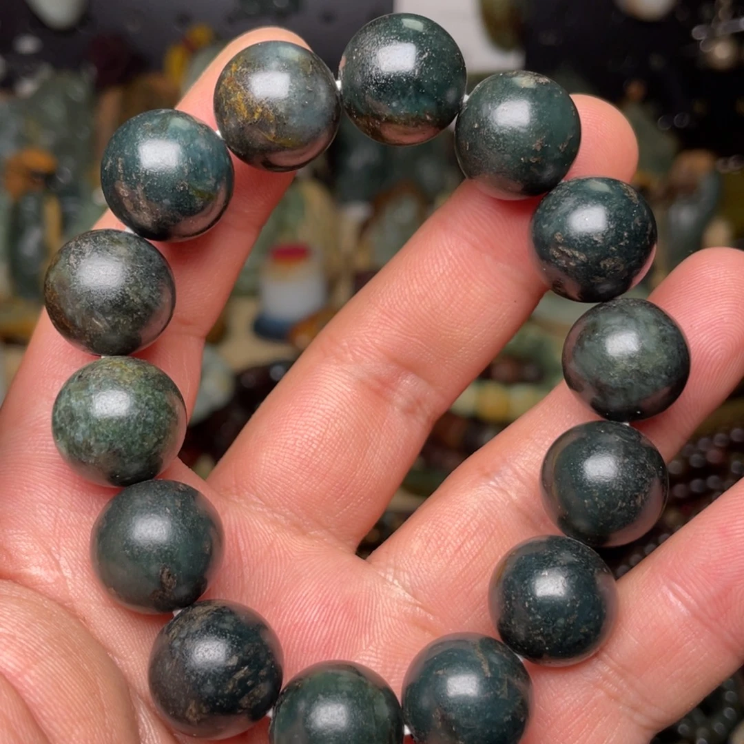 岫岩河磨玉（透闪石质玉）未镶嵌颈饰卡16福利