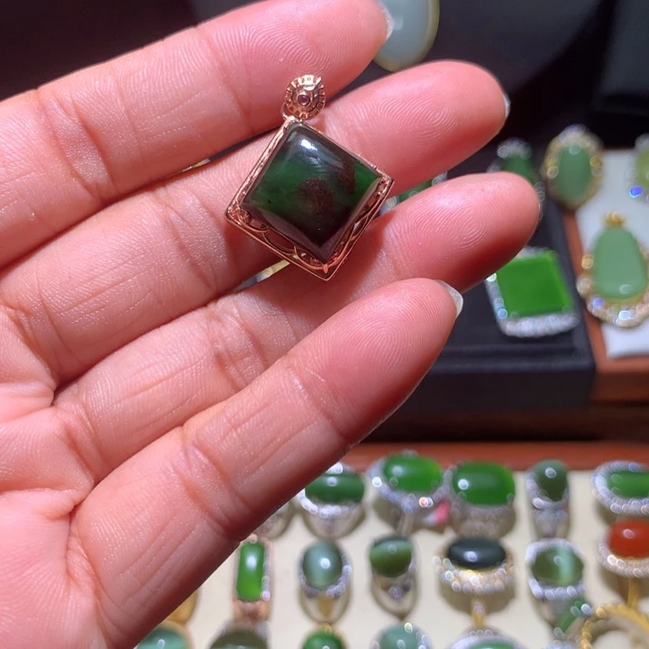 和田玉银S925镶嵌颈饰