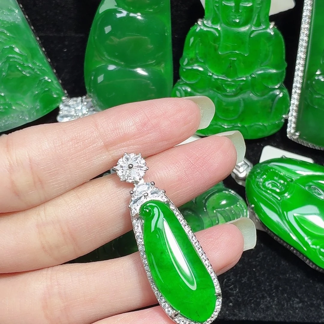 翡翠银S925镶嵌颈饰11111