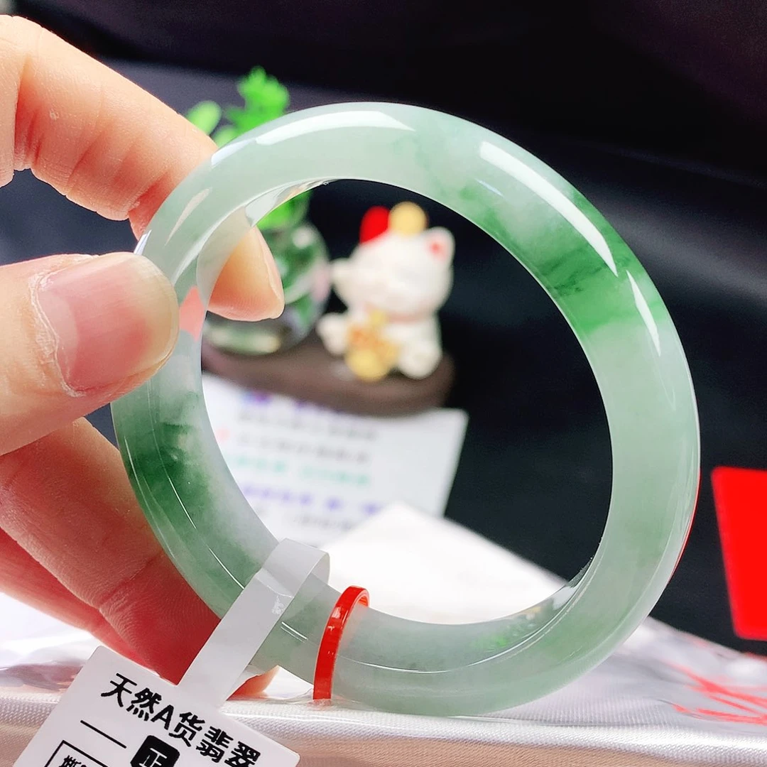 未镶嵌手镯翡翠52贵妃