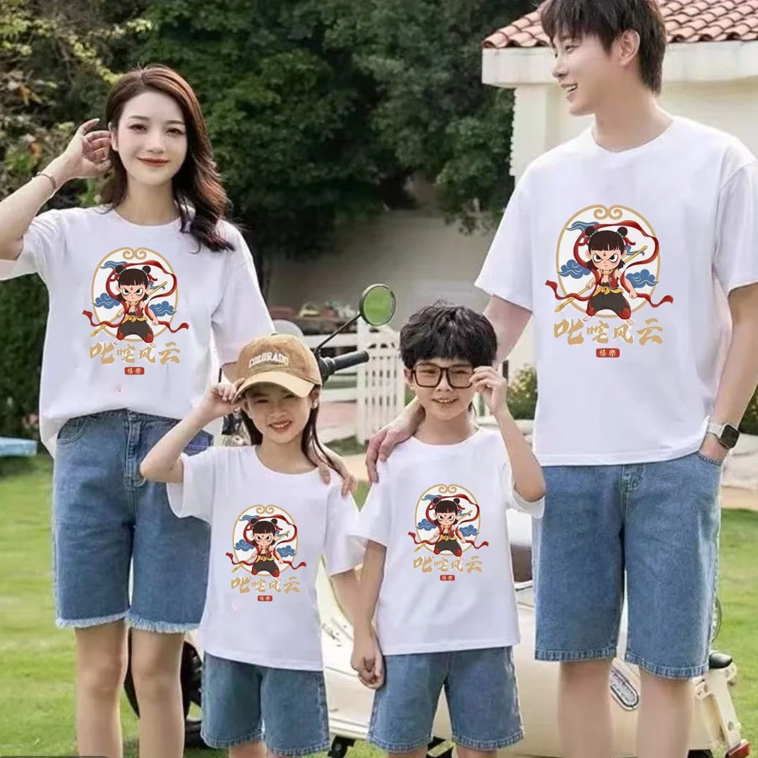 2025男女儿童纯棉短袖卡通哪吒T恤亲子装中大童新款圆领宽松上衣