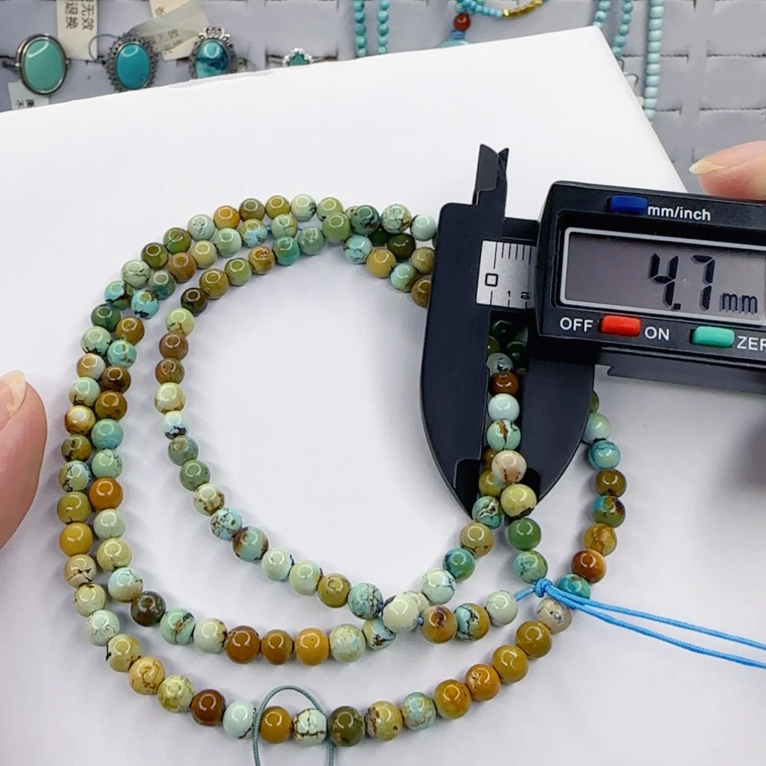 绿松石未镶嵌颈饰