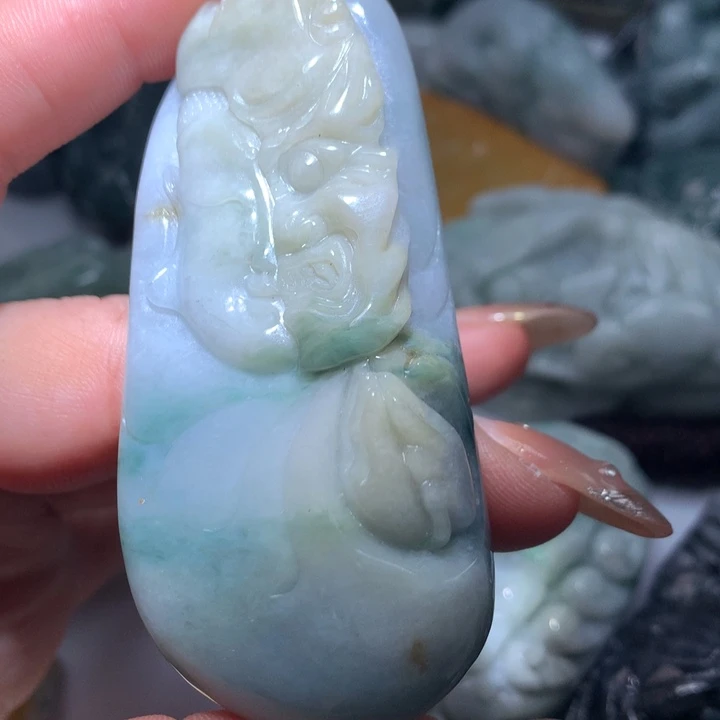 翡翠未镶嵌颈饰保真天然A货翡翠