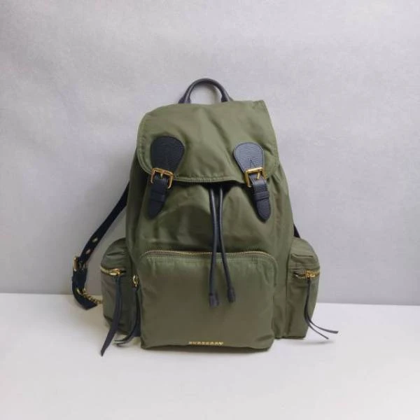 博柏利/包包/95新/市场价18000/250925zb0010