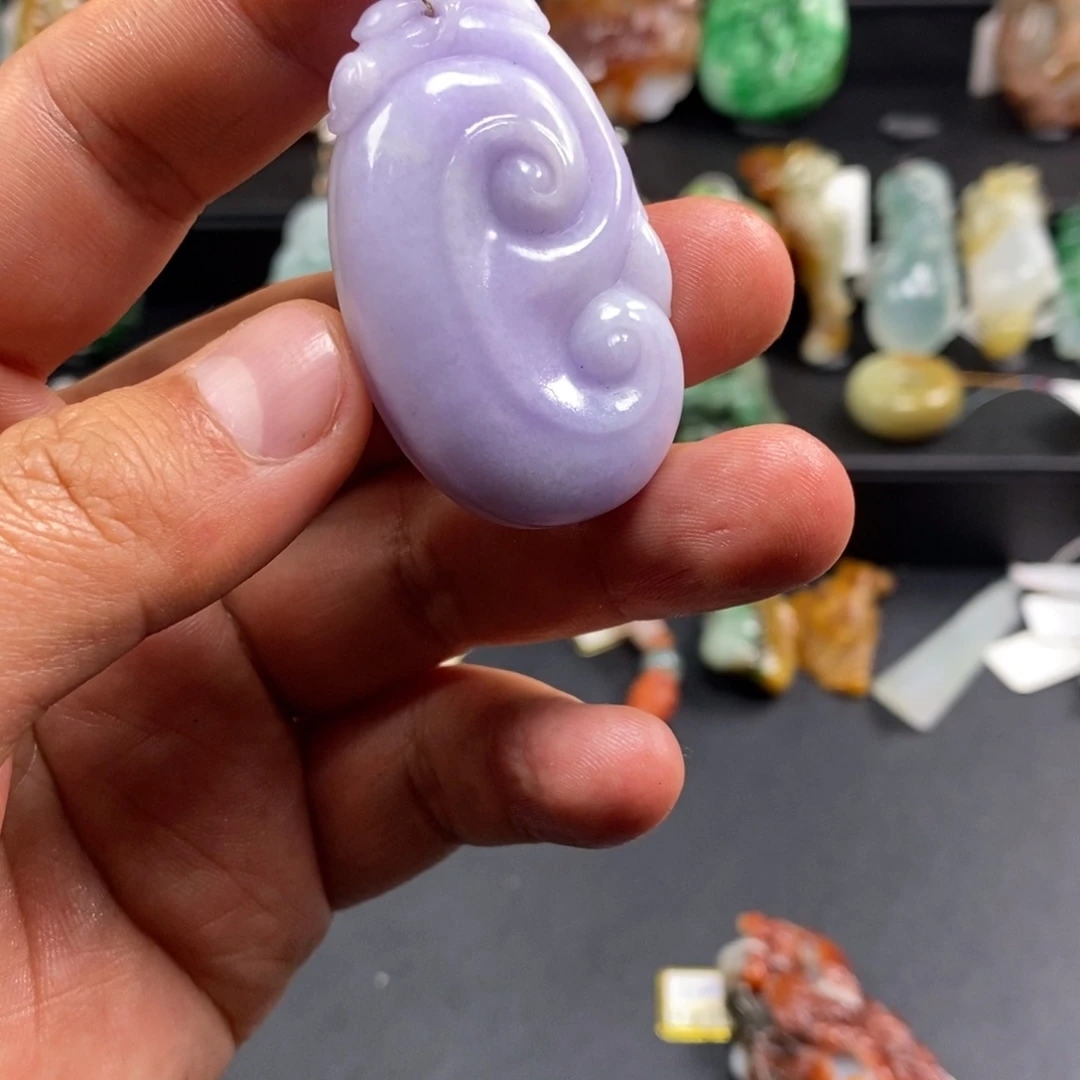 一***出翡翠未镶嵌吊坠(不含链)如意