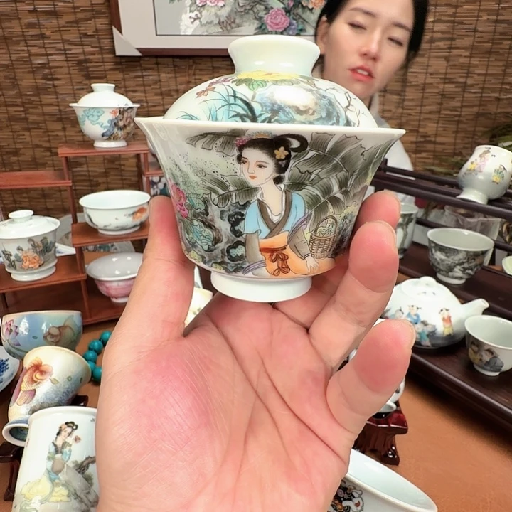 摆件景德镇陶瓷学院等单位联合