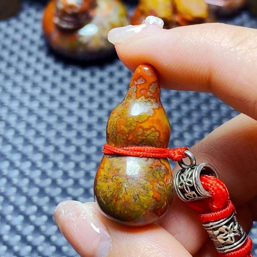 未镶嵌颈饰玛瑙/玉髓清**福