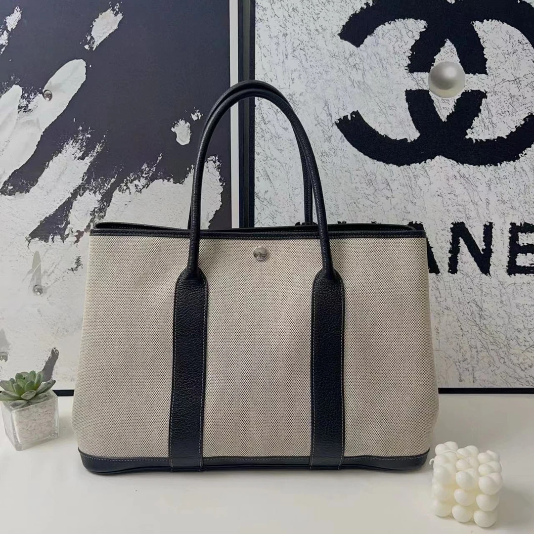 95新 Hermes/爱马仕 【文子姐专属】/D2560/爱马仕花园手提包