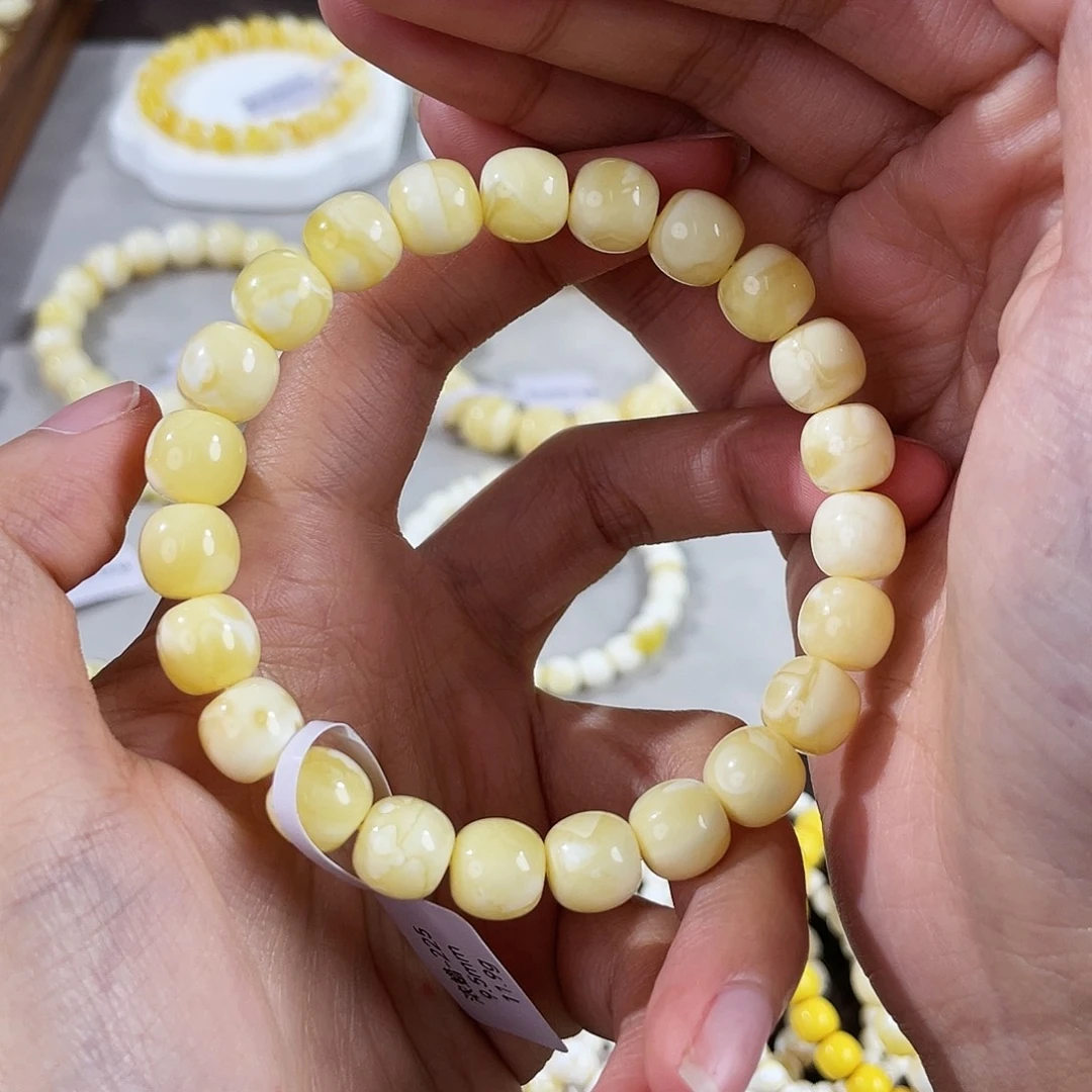 琥珀未镶嵌裸石9.5浓蜡瓷白花