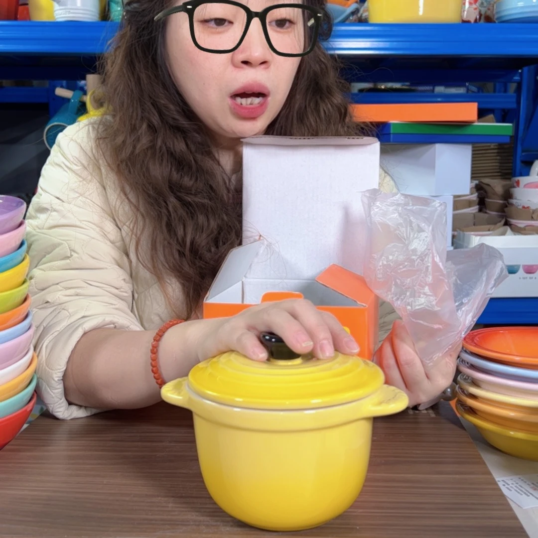 陶瓷尼斯黄黑顶炖盅