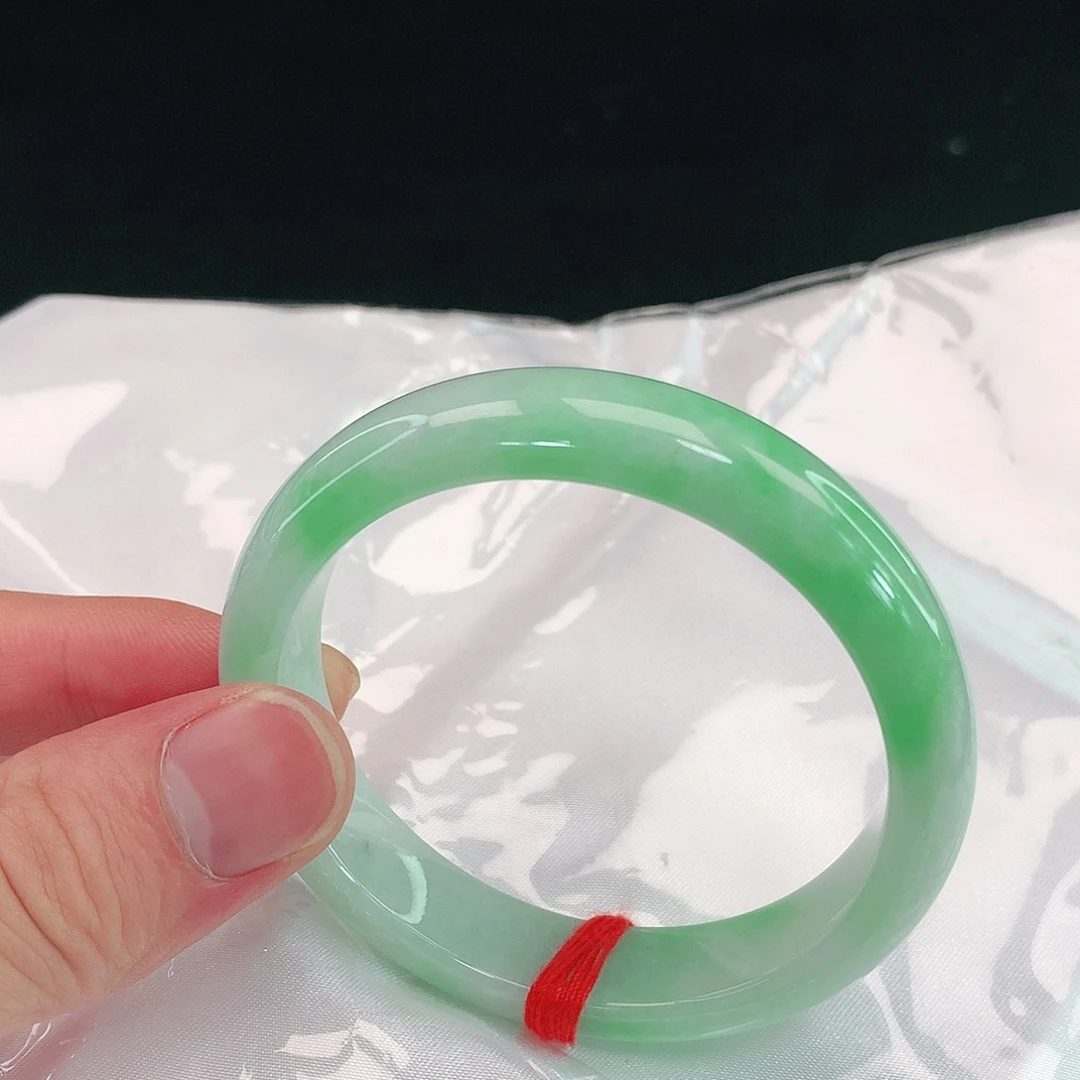 翡翠未镶嵌手镯218