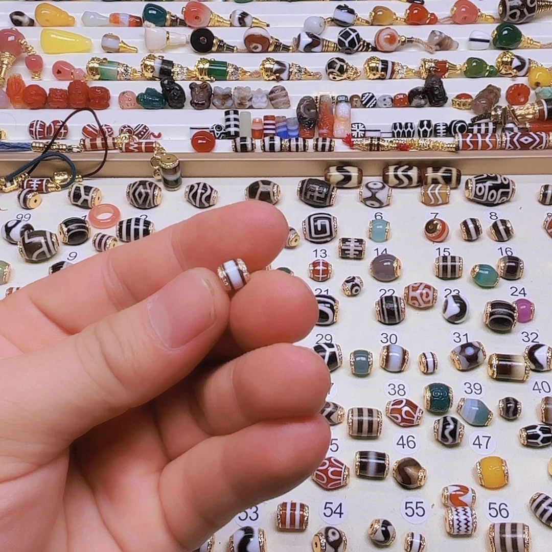 D***l玛瑙/玉髓未镶嵌拍一发一