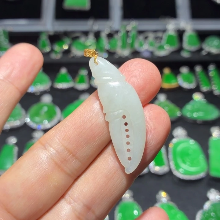 吊坠(不含链)18K金镶嵌翡翠
