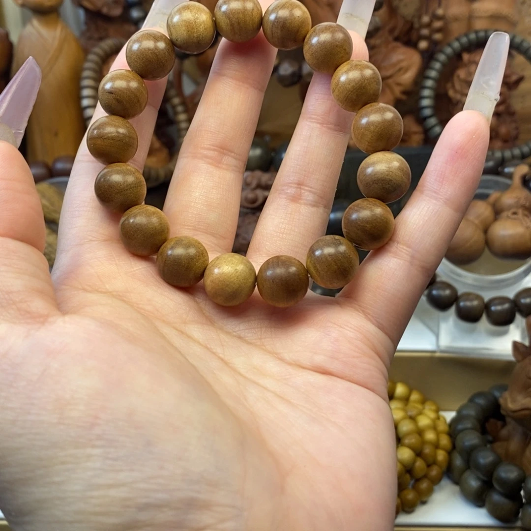 檀香木手串/手链迈索尔老山檀香1.2单圈奶香，微瑕