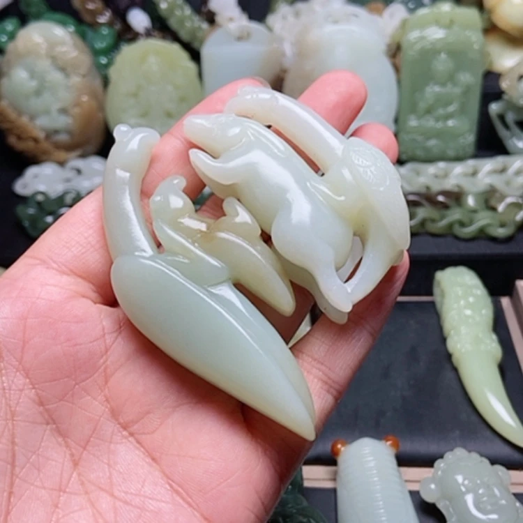 【闪购商品】和田玉未镶嵌颈饰毓*