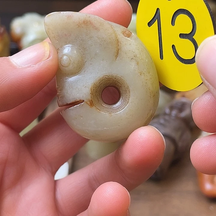 和田玉（糖玉）未镶嵌颈饰