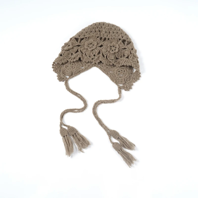 LYNEE 钩花针织帽  LAD2FAA016