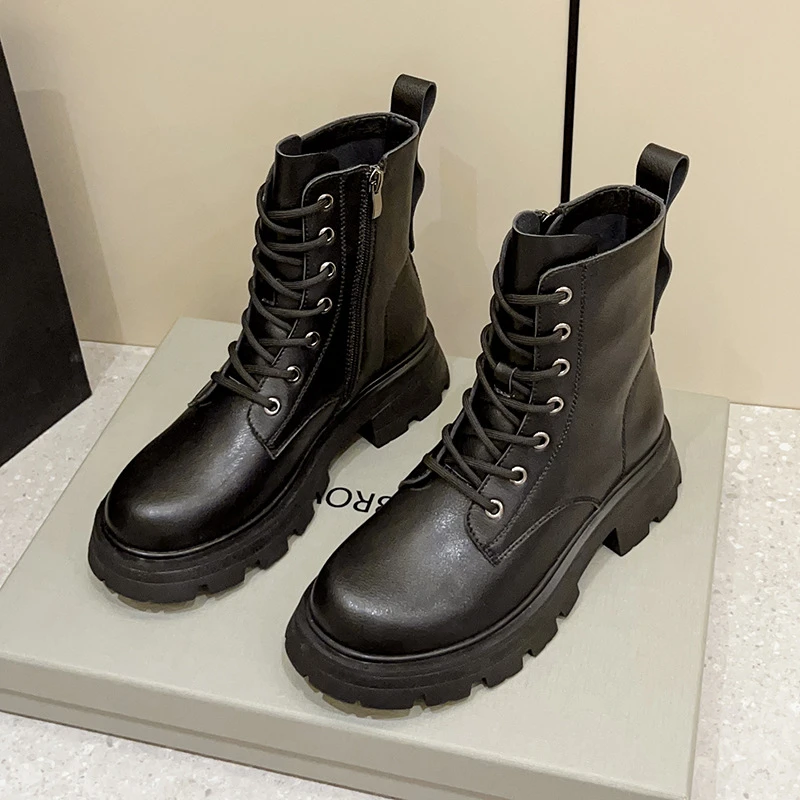 厚底马丁靴女款保暖加绒短靴子英伦风炸街大黄靴通勤秋冬真皮