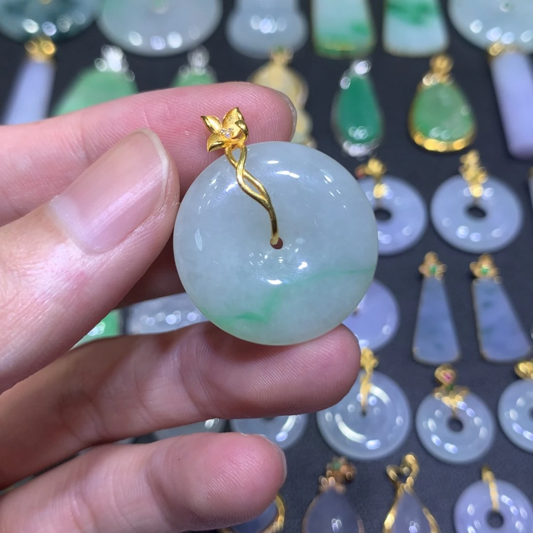 翡翠18K金镶嵌吊坠(不含链)