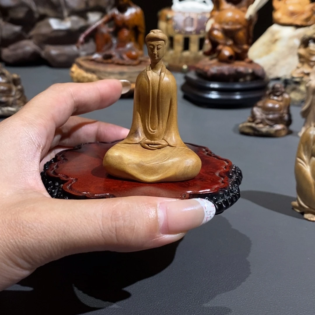 龙***窝檀香木北魏佛底座摆件