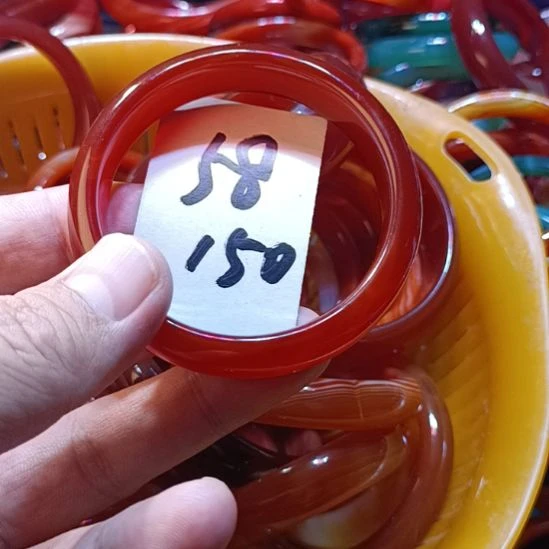 手镯玛瑙/玉髓未镶嵌