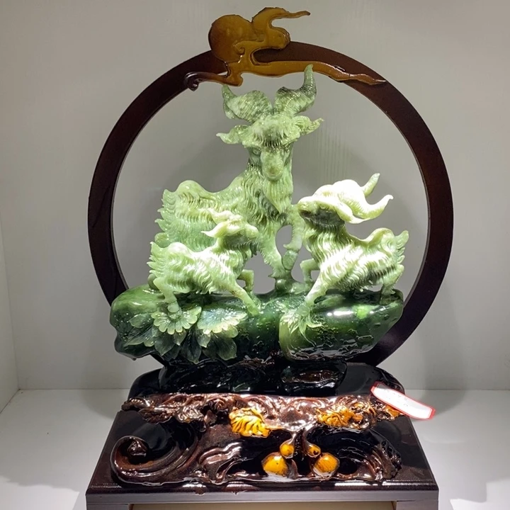 未镶嵌蛇纹石玉（覆膜）珠宝奇石