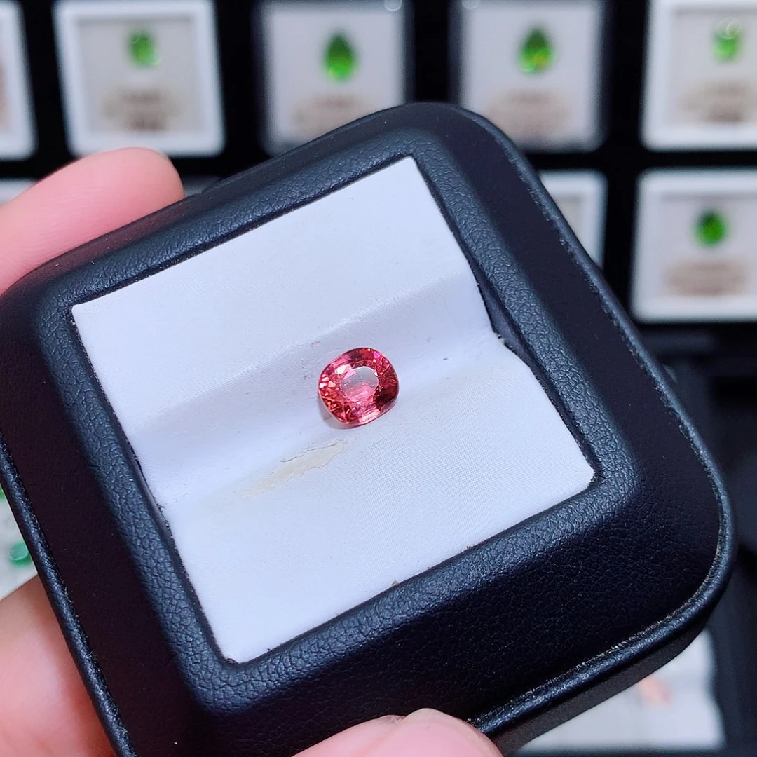 未镶嵌裸石碧玺1.66克拉，特价