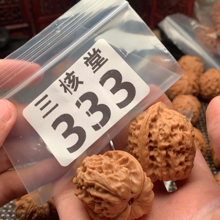 把件文玩核桃霸王