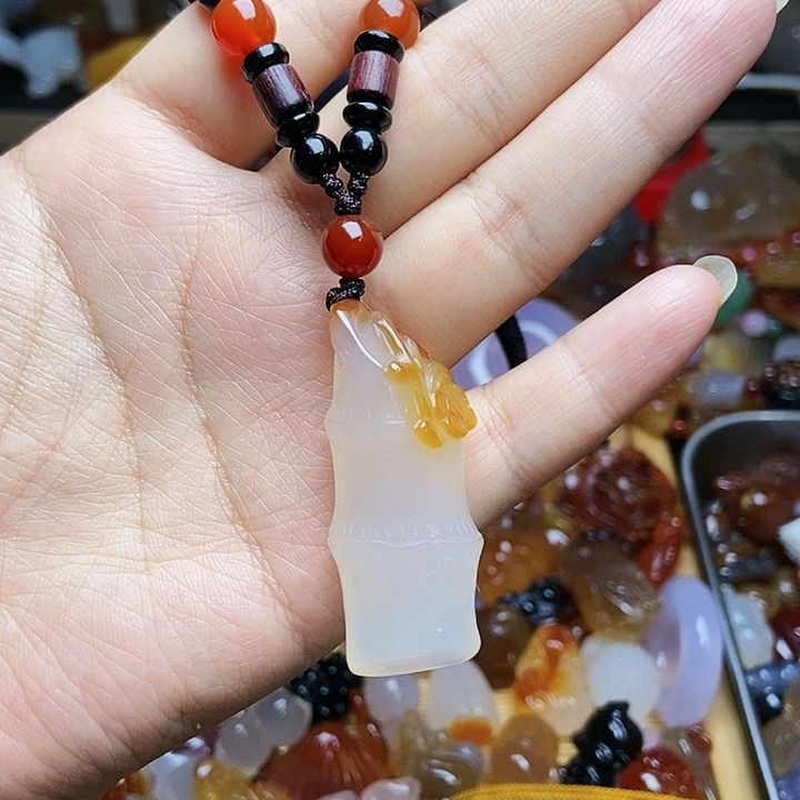 未镶嵌颈饰玛瑙/玉髓