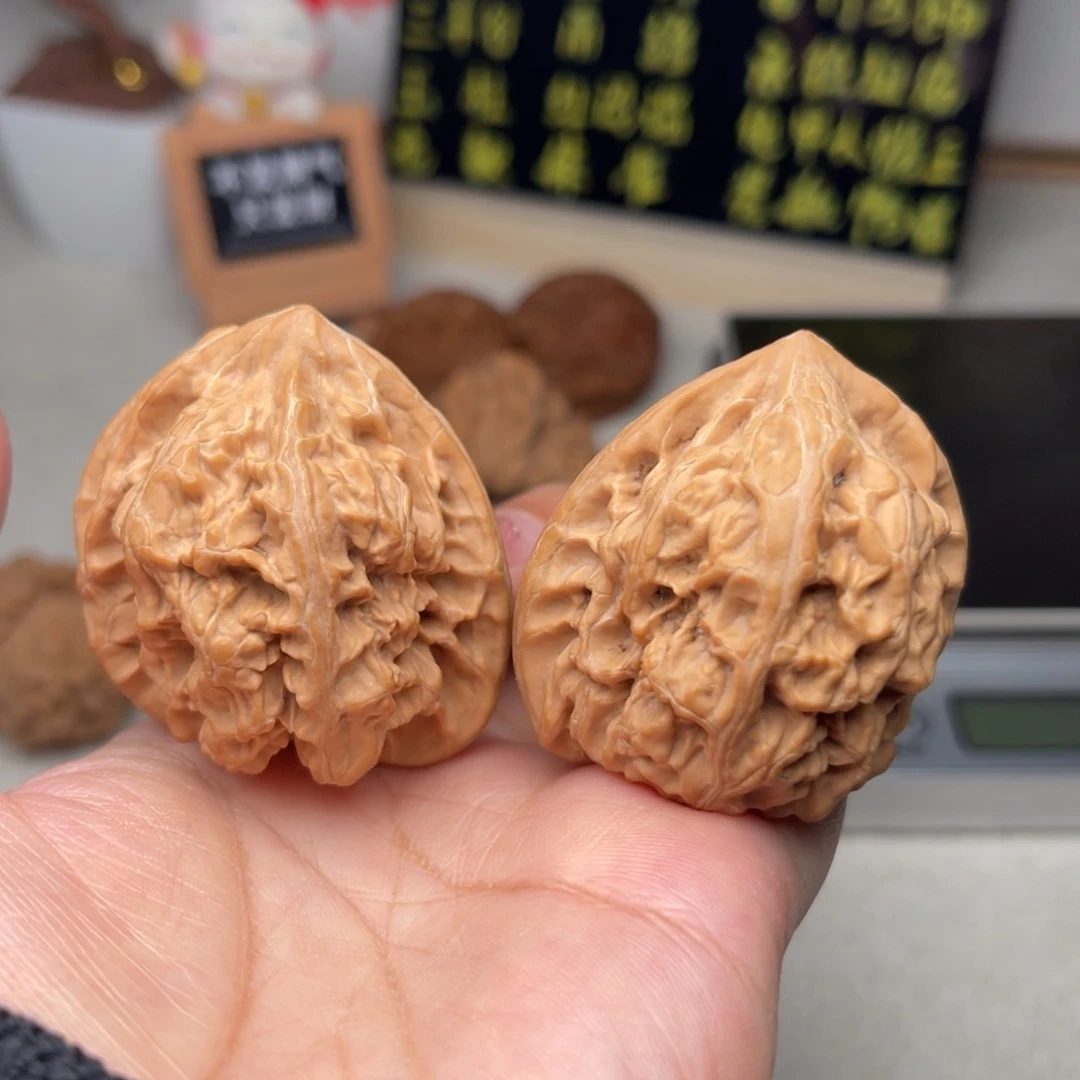 把件文玩核桃承德粗筋