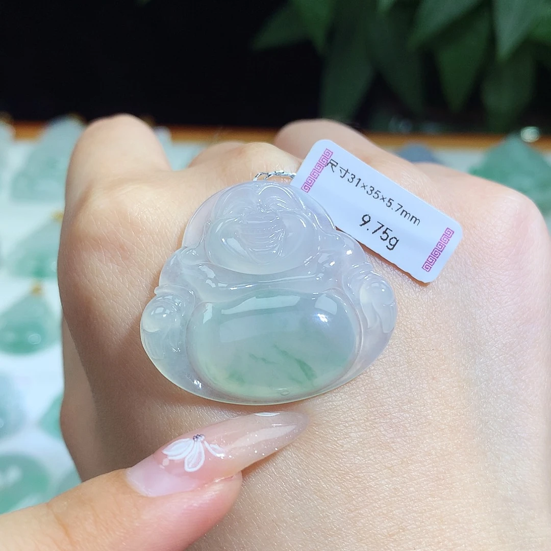 翡翠未镶嵌颈饰佛公