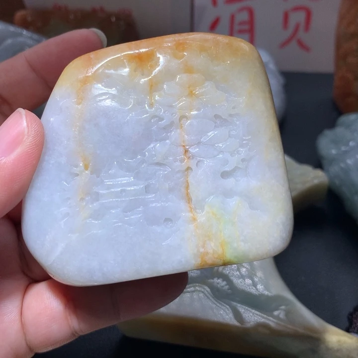 翡翠未镶嵌颈饰保真天然A货翡翠